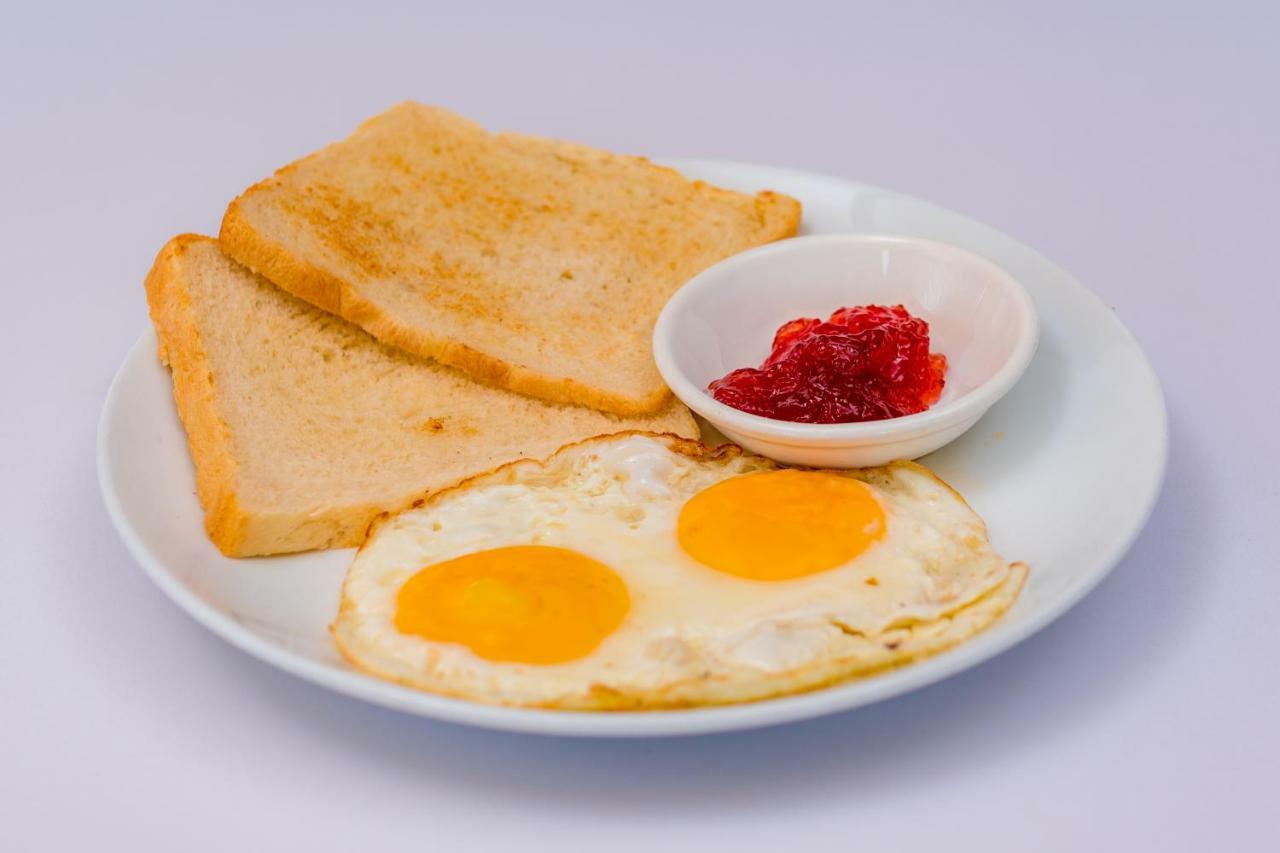 비바 호텔 시엠리아프 외부 사진